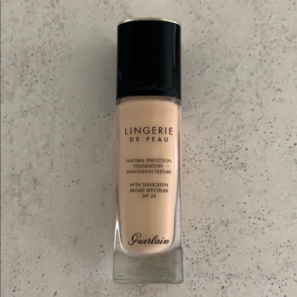 Guerlain Lingerie De Peau Foundation - Shade 02W